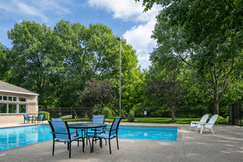 Regency park indoor/outdoor pool & sun lounge